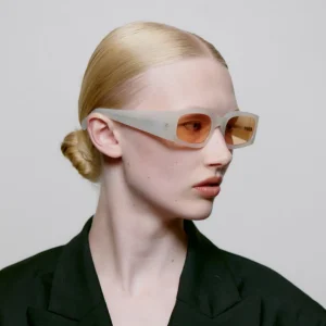 A. KJÆRBEDE Sonnenbrille Alex - Cream Bone