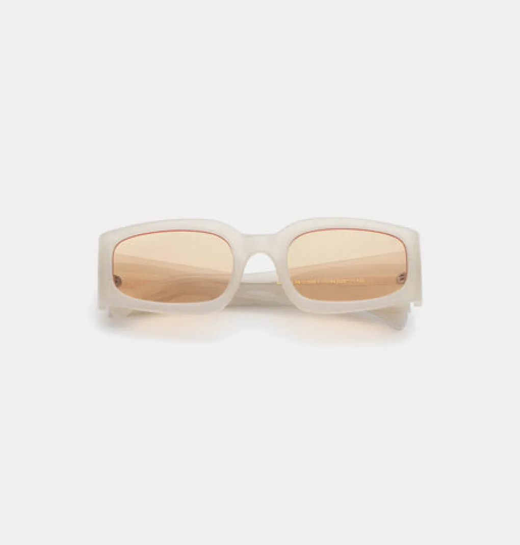 a_kjrbede_sonnenbrille_al_4.webp A. KJÆRBEDE Sonnenbrille Alex - Cream Bone