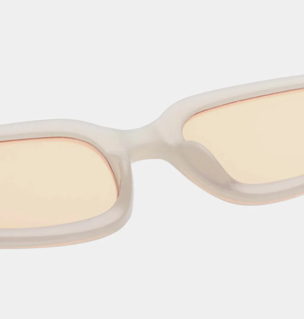a_kjrbede_sonnenbrille_al_5.webp A. KJÆRBEDE Sonnenbrille Alex - Cream Bone