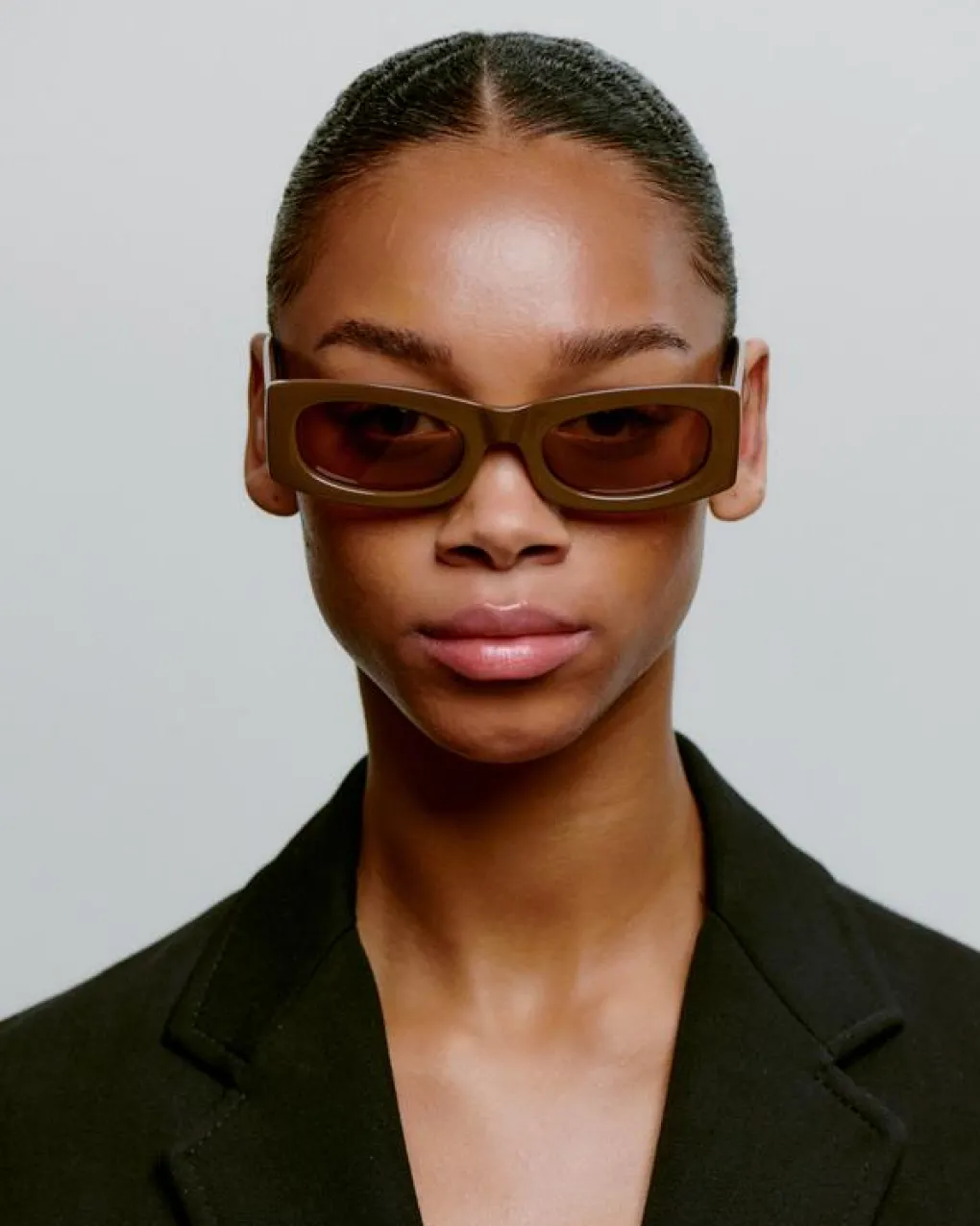 a_kjrbede_sonnenbrille_fr_6-1.webp A. KJÆRBEDE Sonnenbrille Frida - Chocolate