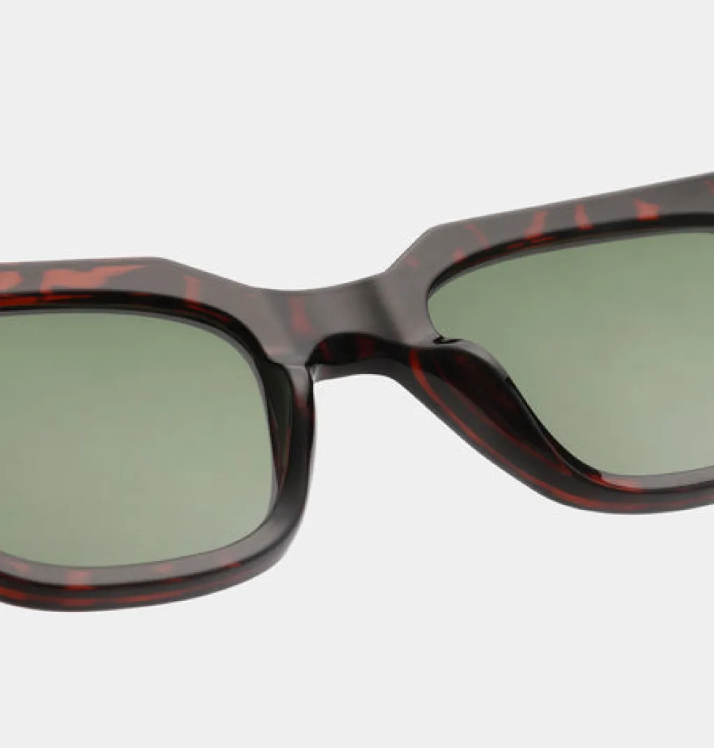 a_kjrbede_sonnenbrille_ka_2-2.webp A. KJÆRBEDE Sonnenbrille Kaws - Demi Tortoise