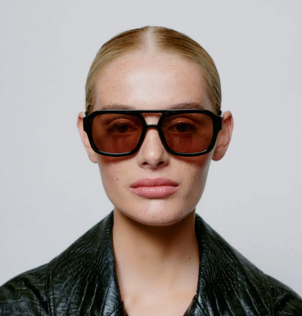 a_kjrbede_sonnenbrille_ka_4-3.webp A. KJÆRBEDE Sonnenbrille Kaya - Black