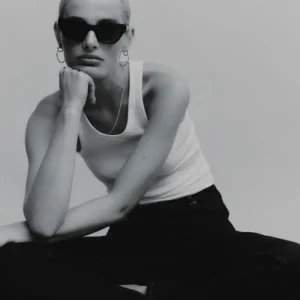 A. KJÆRBEDE Sonnenbrille Kaws - Demi Tortoise