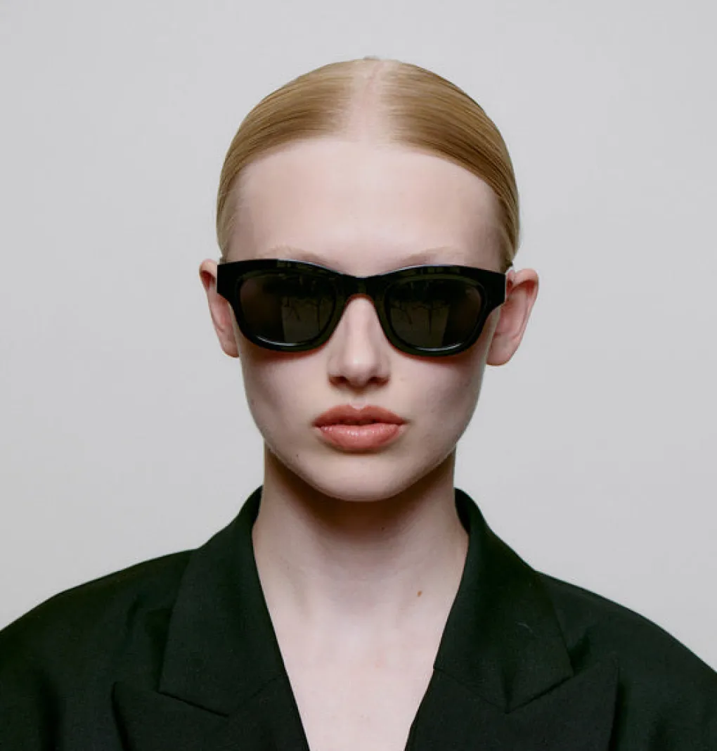 a_kjrbede_sonnenbrille_la_3.webp A. KJÆRBEDE Sonnenbrille Lane - Black