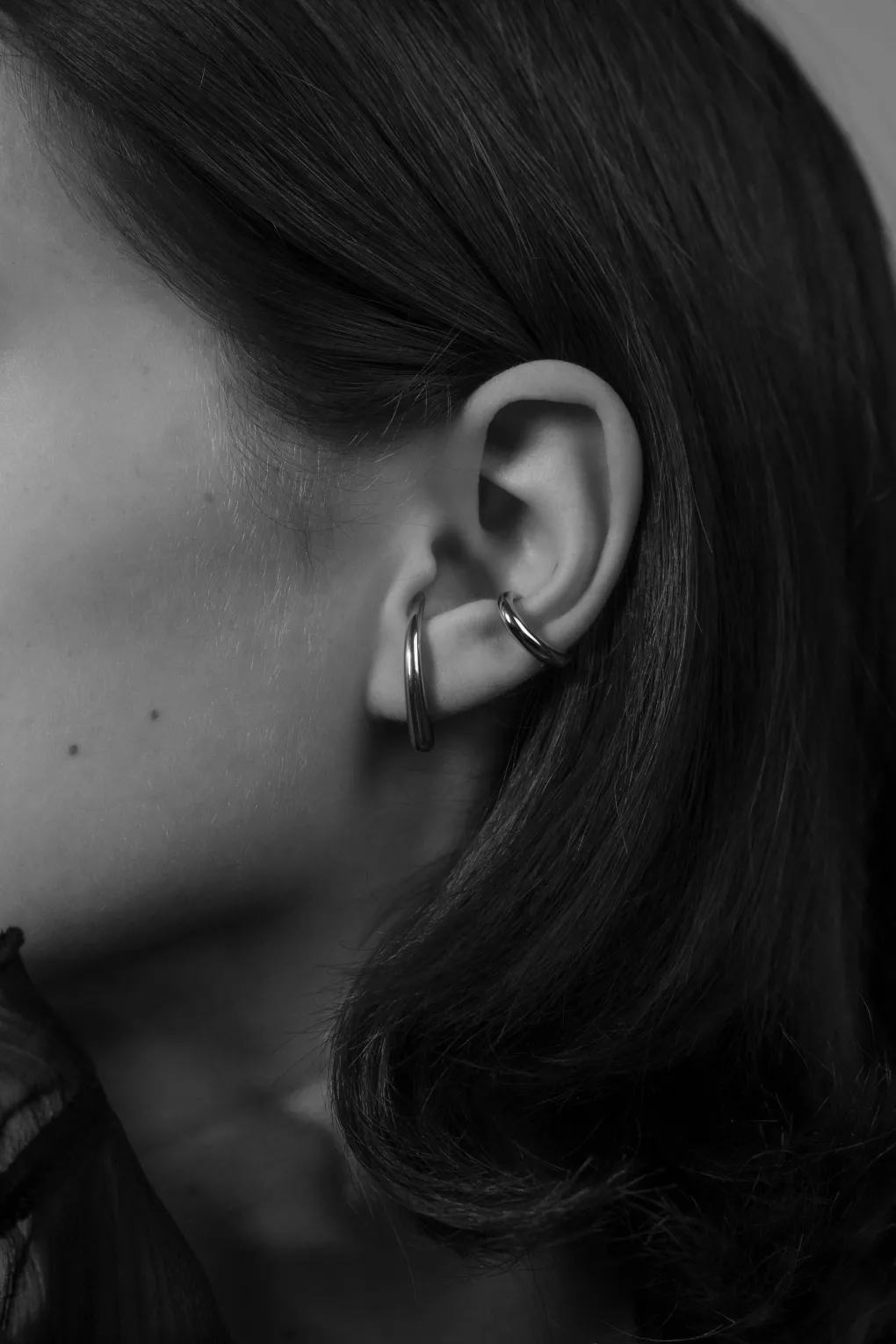 bandhu_enfold_ear_cuff_ve_5.webp Bandhu Enfold ear cuff vergoldet