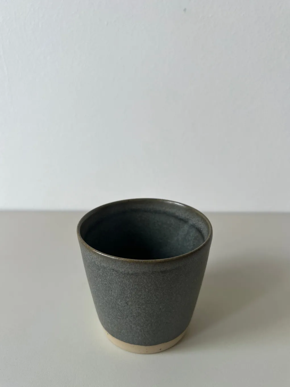 bornholms_keramikfabrik_o_4.webp Bornholms Keramikfabrik Original Cup Moods Collections Stone Island, Creamy White, Sand - 3er Set