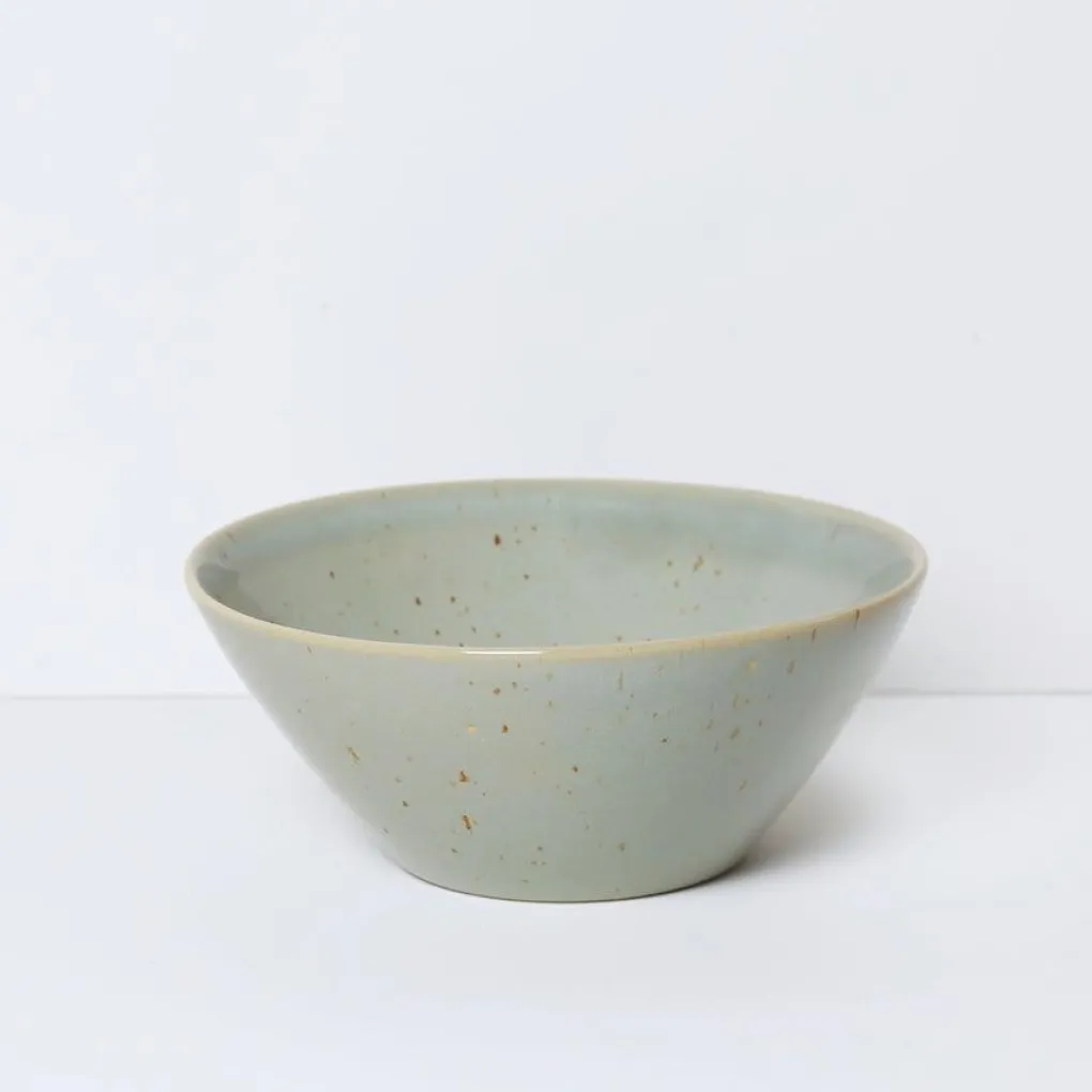 bornholms_keramikfabrik_s_0-6.webp Bornholms Keramikfabrik Small Bowl jade - 14 cm