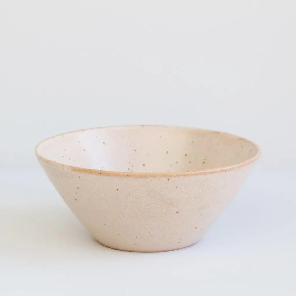 bornholms_keramikfabrik_s_0-8.webp Bornholms Keramikfabrik Small Bowl old rose - 14 cm