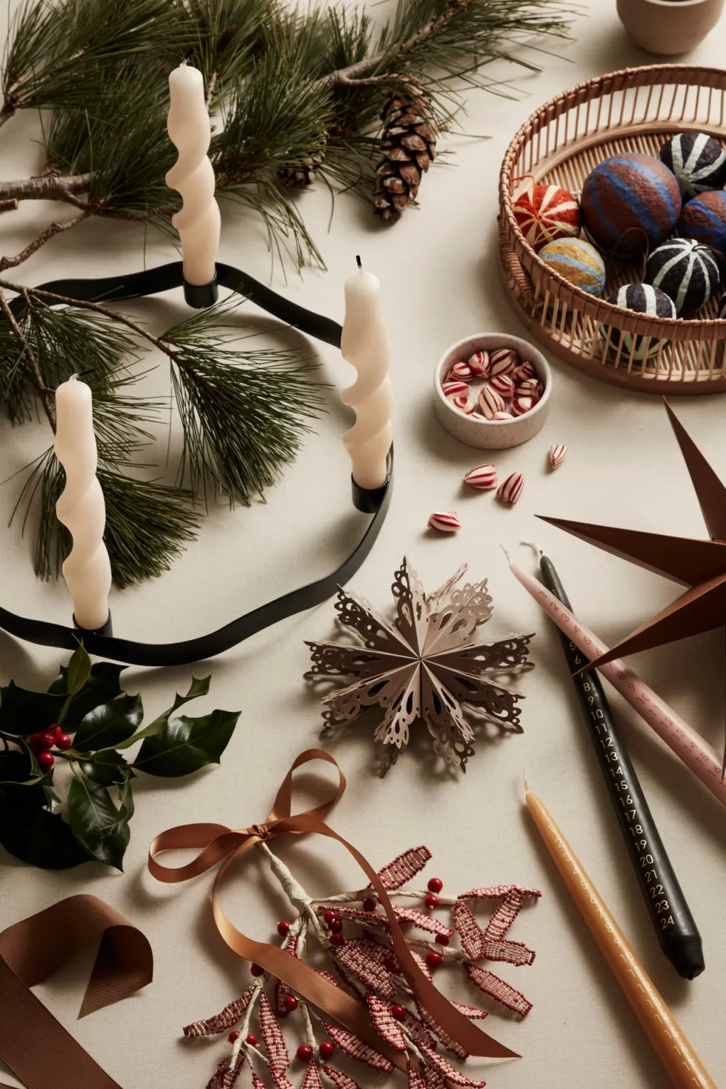 broste_copenhagen_snowfla_1.webp Broste Copenhagen Snowflake Weihnachtsstern Papier Natural Brown - 15cm