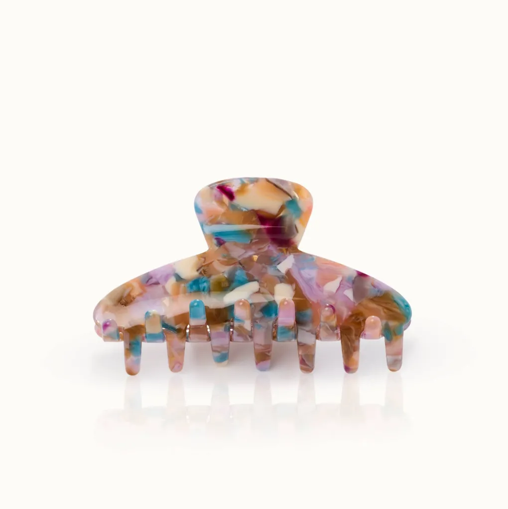 hair_clip_classic_amber_0.webp by Vivi. Hair Clip Classic Amber