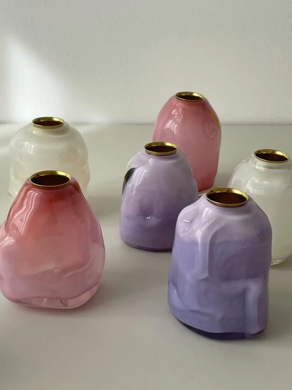 kerzenhalter_opalglas_cot_12.webp Glassblow DK Kerzenhalter Opalglas Cottoncandy - rd. 8cm