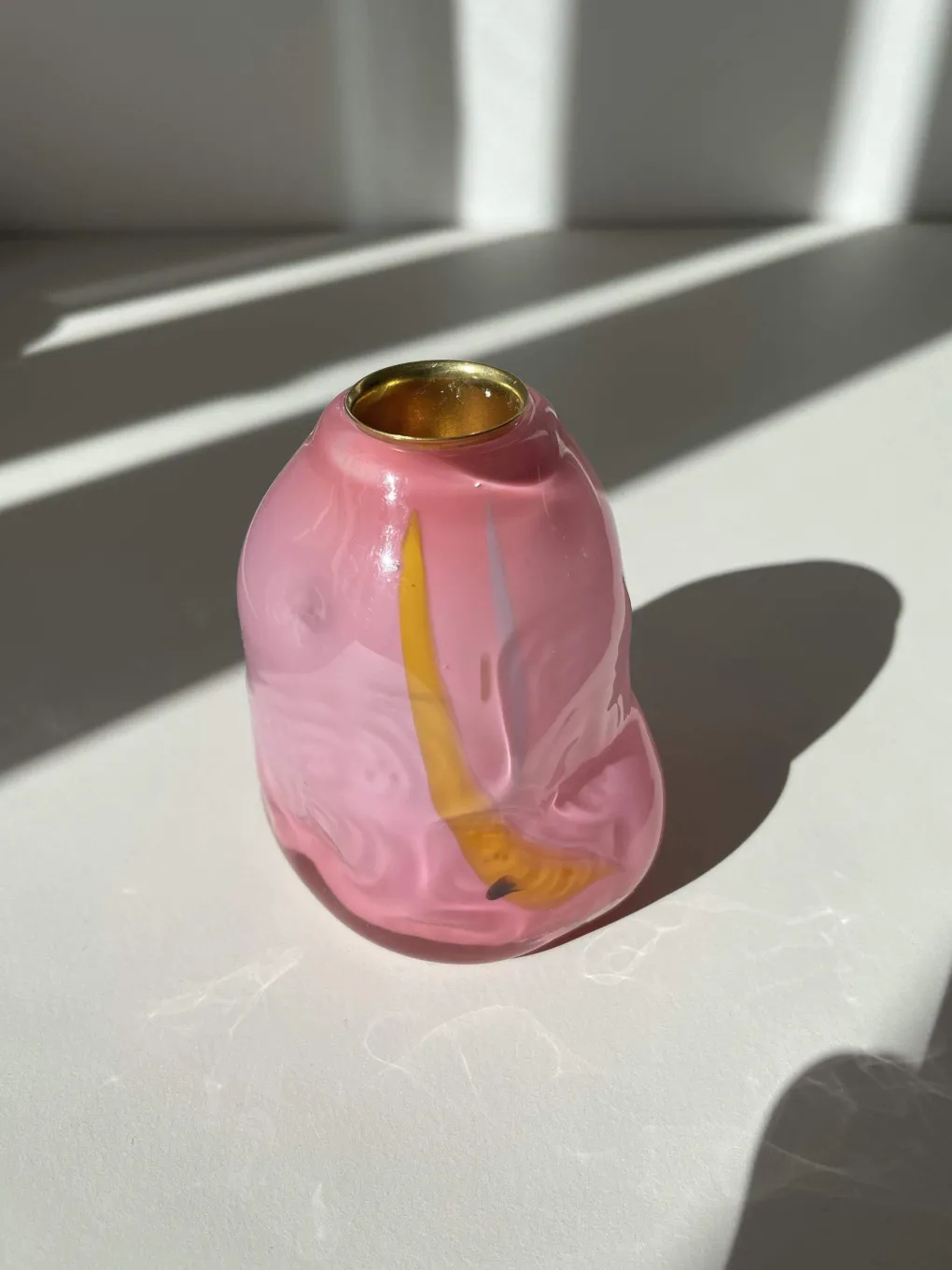 kerzenhalter_opalglas_cot_14.webp Glassblow DK Kerzenhalter Opalglas Cottoncandy - rd. 8cm