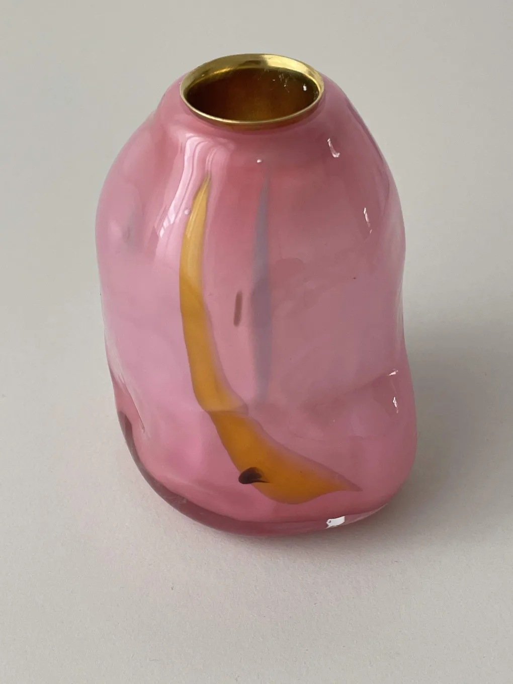 kerzenhalter_opalglas_cot_6.webp Glassblow DK Kerzenhalter Opalglas Cottoncandy - rd. 8cm