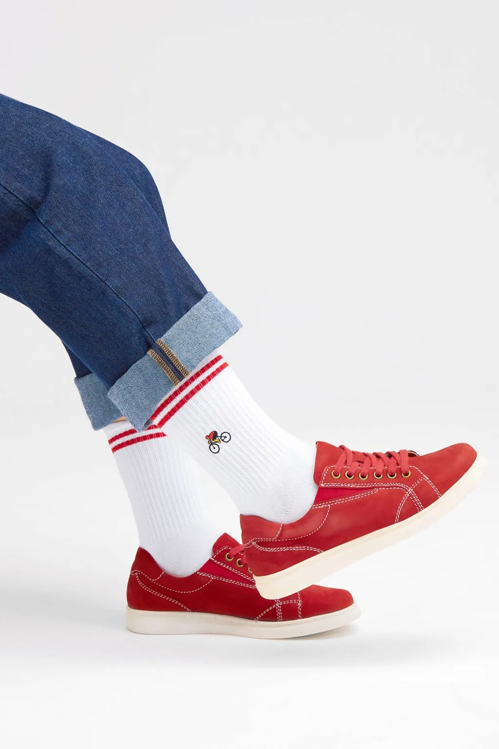 natural_vibes_bicycle_bio_4.webp Natural Vibes Bicycle Bio Socken - Weiße Tennissocken mit Radfahrer