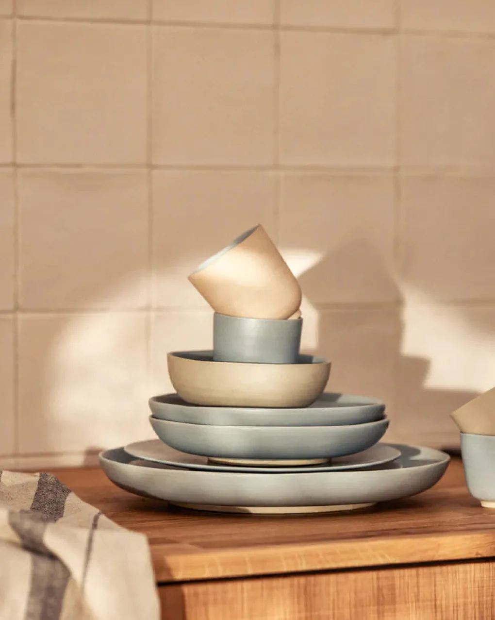 onomao_becher_klassik_tau_2.webp onomao Becher Klassik taubenblau innen - 2er Set