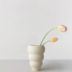 RO Collection hand turned vase curved no. 60 vanilla - 25cm