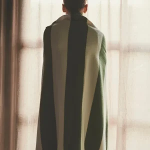 Silkeborg Uld spinderi The Sweater green - 130x190 cm