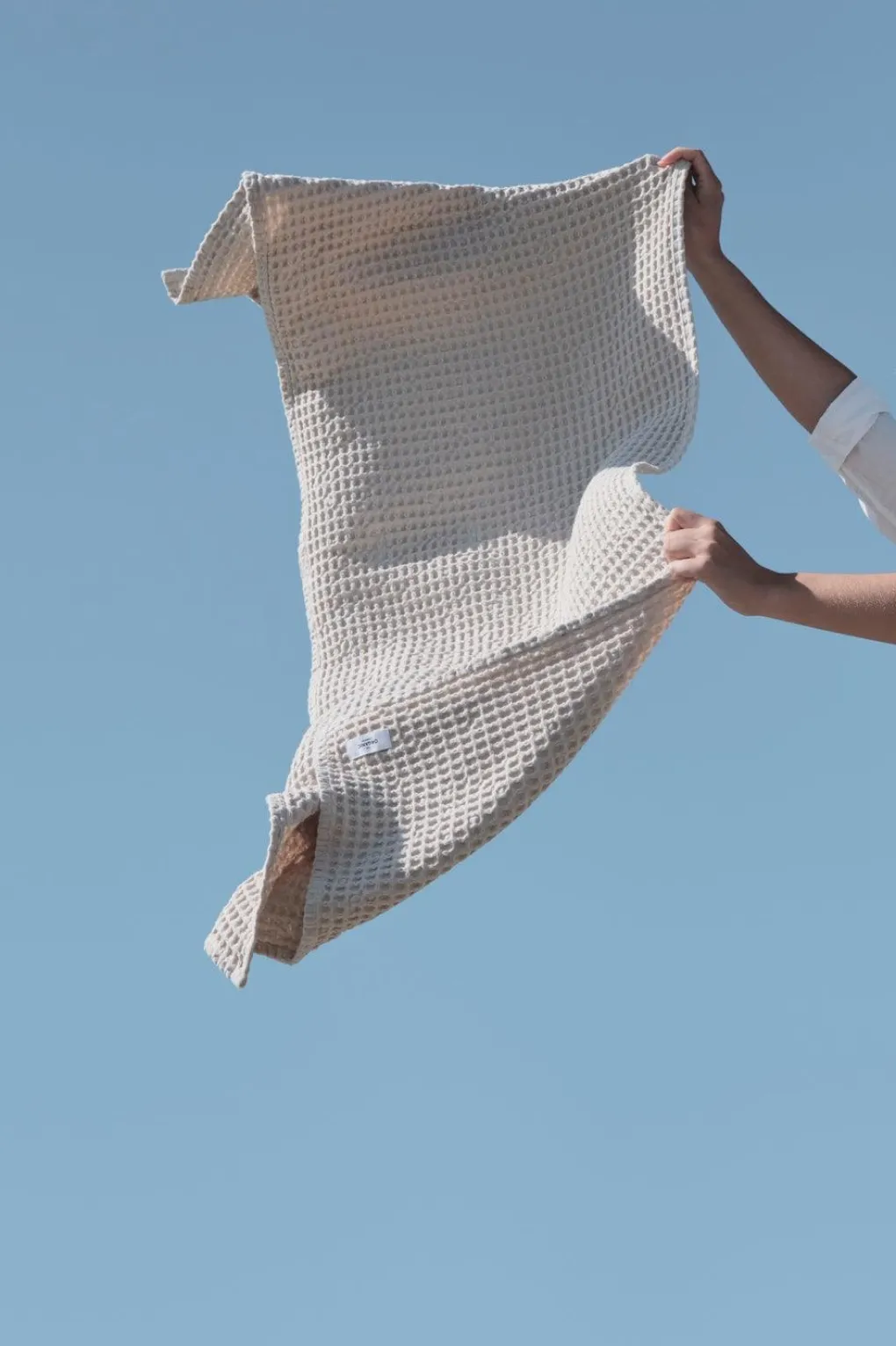 the_organic_company_big_w_2-13.webp The Organic Company Big Waffle Medium Towel stone - 150x50cm