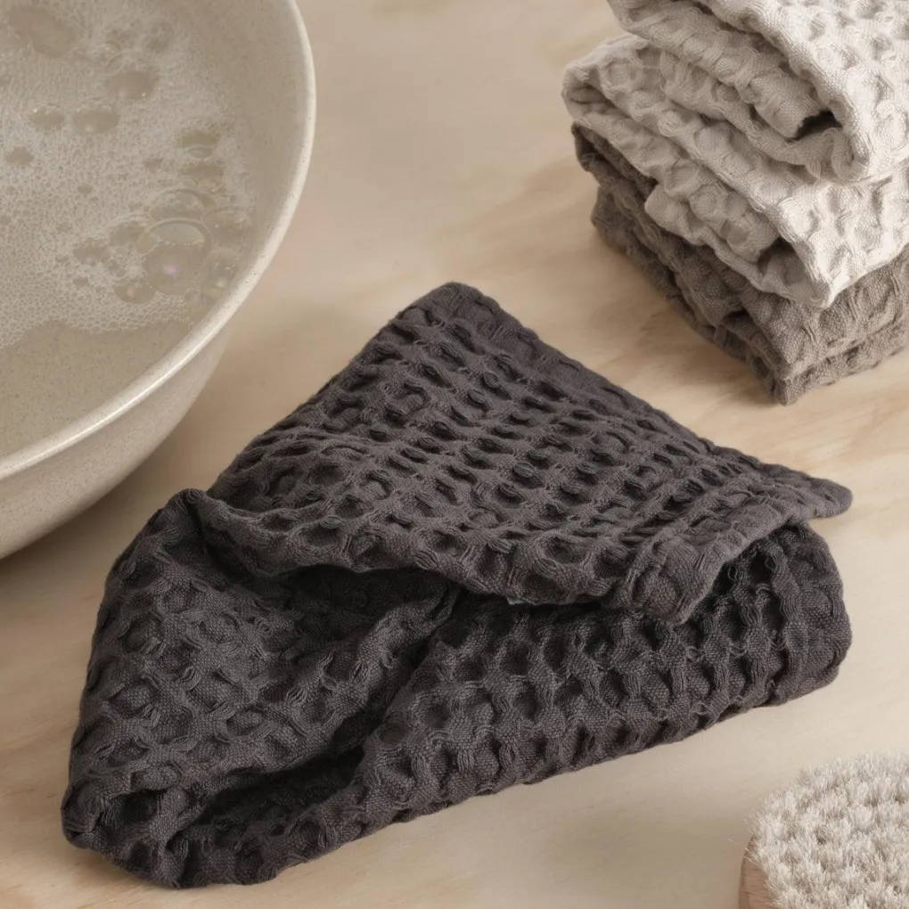 the_organic_company_big_w_2-20.webp The Organic Company Big Waffle Wash Cloth dark grey - 3er Set