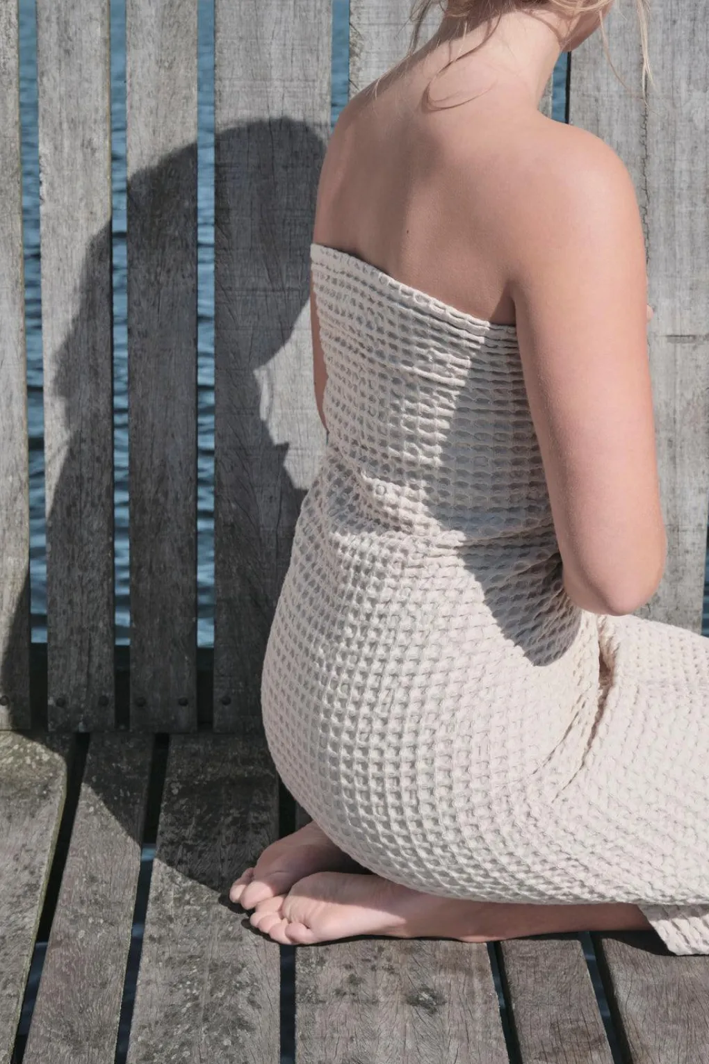 the_organic_company_big_w_2-6.webp The Organic Company Big Waffle Towel and Blanket stone - 150x100cm