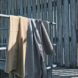 The Organic Company Big Waffle Large Hand Towel dark grey - 130x50cm