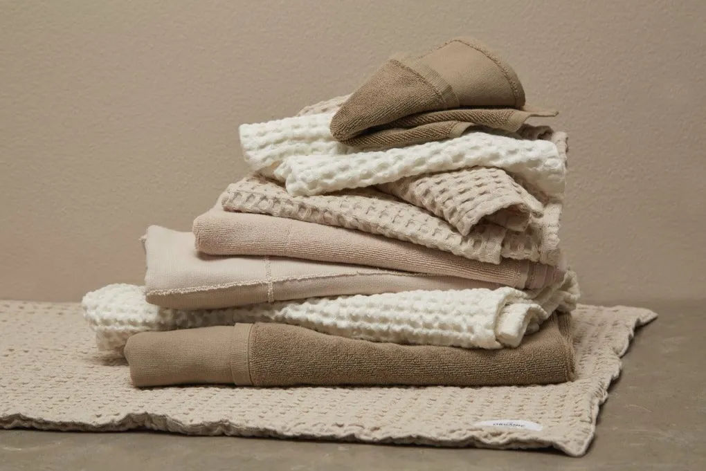 the_organic_company_big_w_4-6.webp The Organic Company Big Waffle Medium Towel stone - 150x50cm