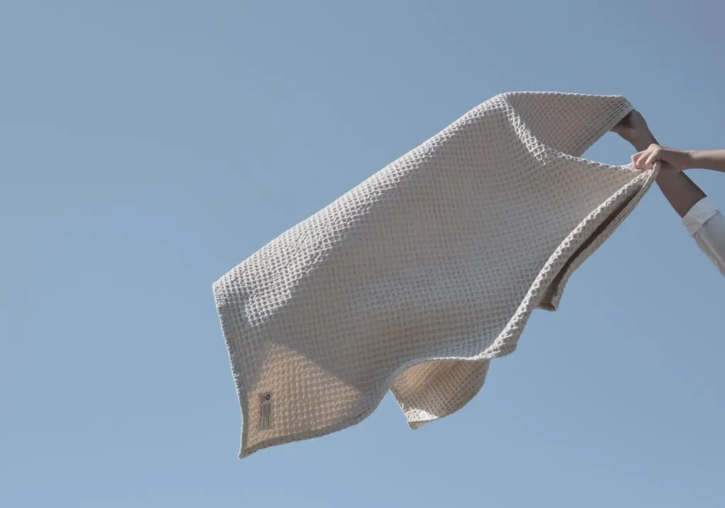 the_organic_company_big_w_8.webp The Organic Company Big Waffle Medium Towel stone - 150x50cm